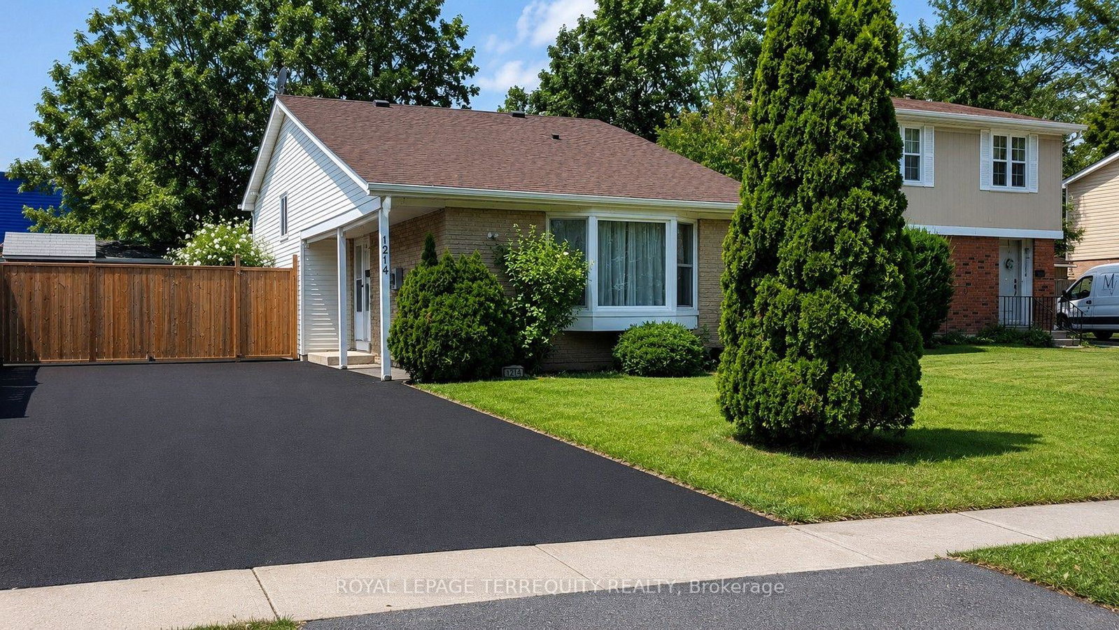 1214-trowbridge-drive-oshawa-ontario-e13706500