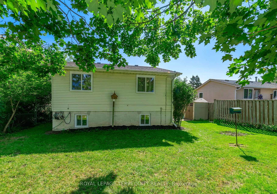 1214-trowbridge-drive-oshawa-ontario-e13706500