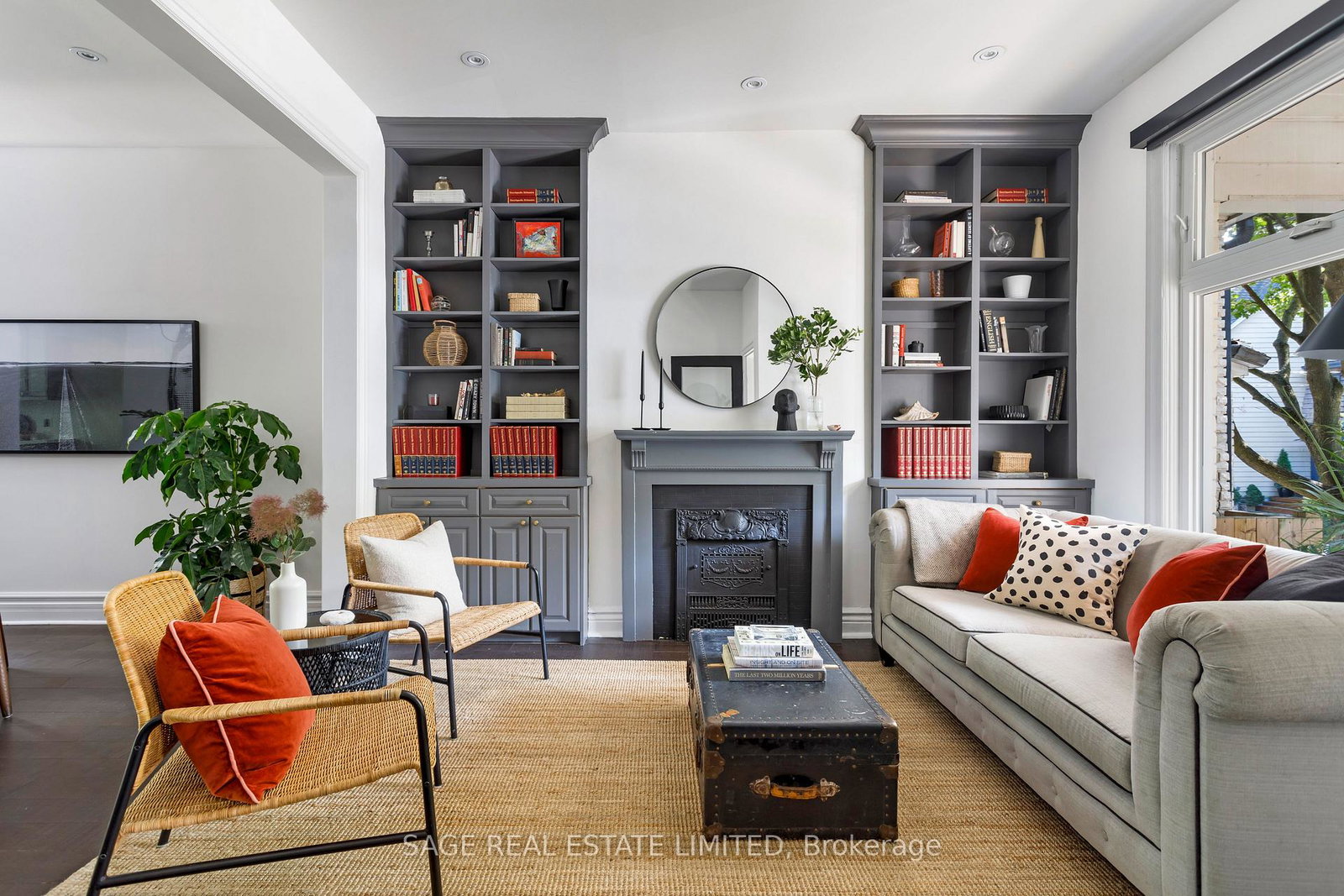 195-boulton-avenue-toronto-toronto-ontario-e13706772