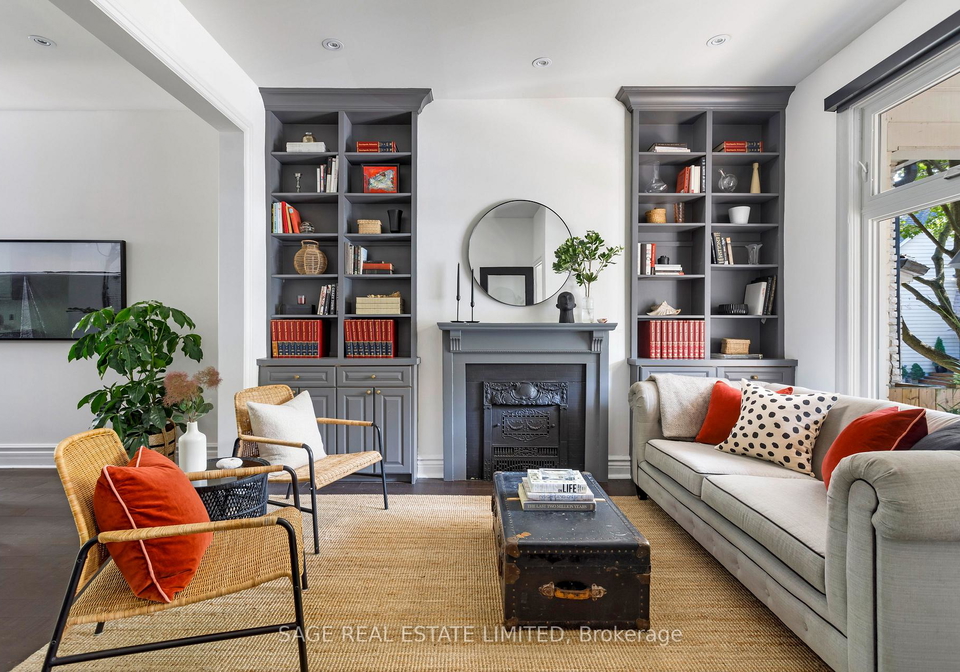 195-boulton-avenue-toronto-toronto-ontario-e13706772