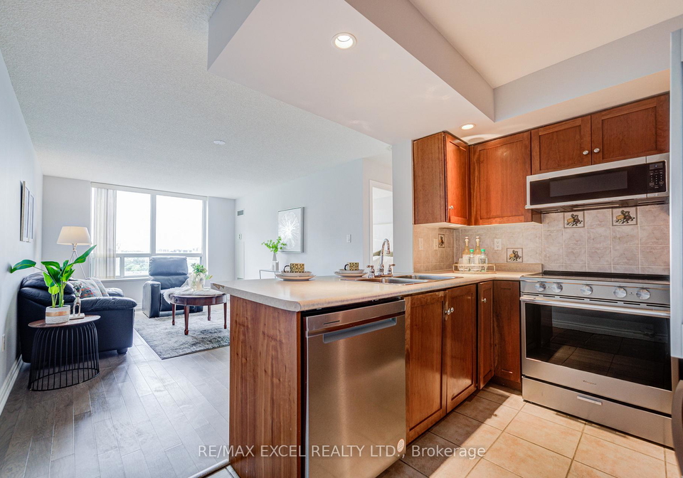 125-omni-drive-w-toronto-scarborough-ontario-e13707360