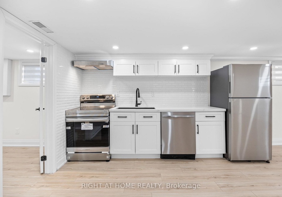 961-victoria-park-avenue-toronto-scarborough-ontario-e13707512