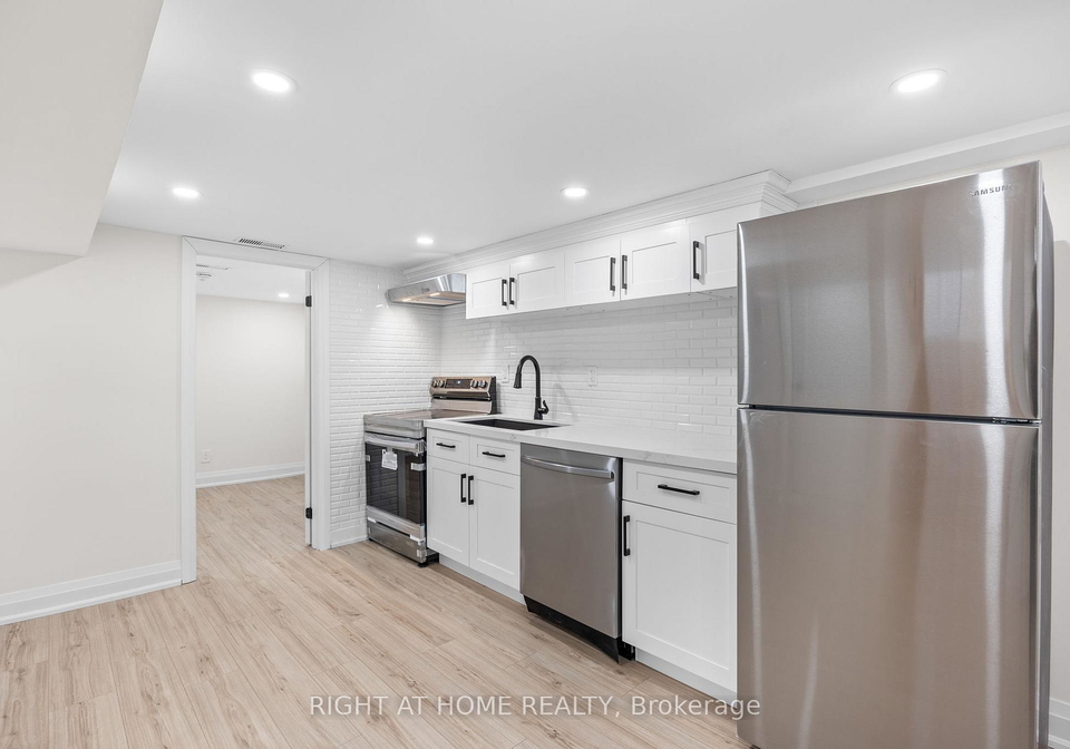 961-victoria-park-avenue-toronto-scarborough-ontario-e13707512