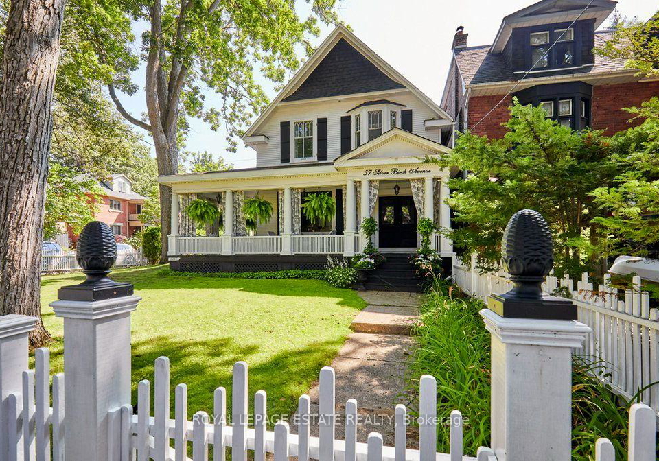 57-silver-birch-avenue-toronto-toronto-ontario-e13707802
