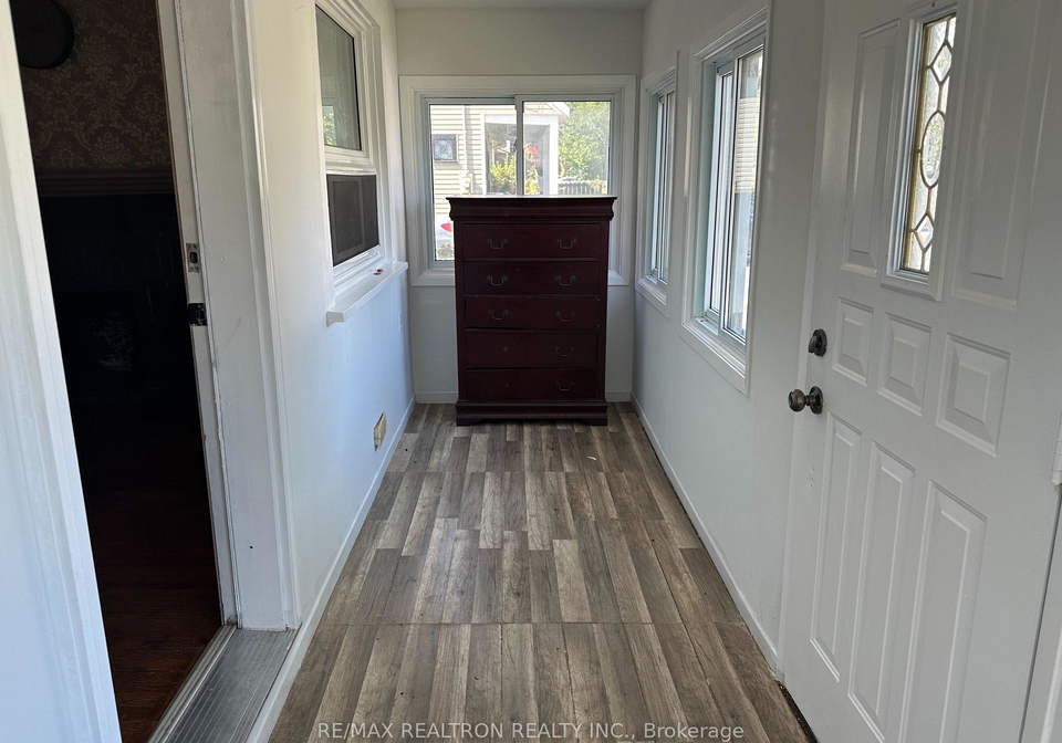 18-phillip-avenue-toronto-scarborough-ontario-e13708472