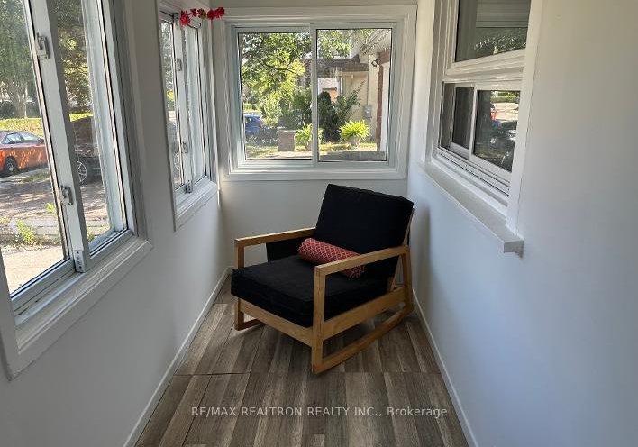 18-phillip-avenue-toronto-scarborough-ontario-e13708472
