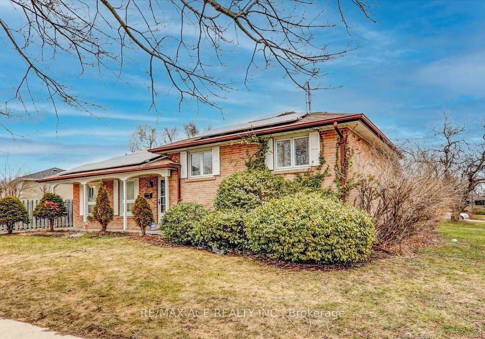 1-wagner-drive-toronto-scarborough-ontario-e13708558