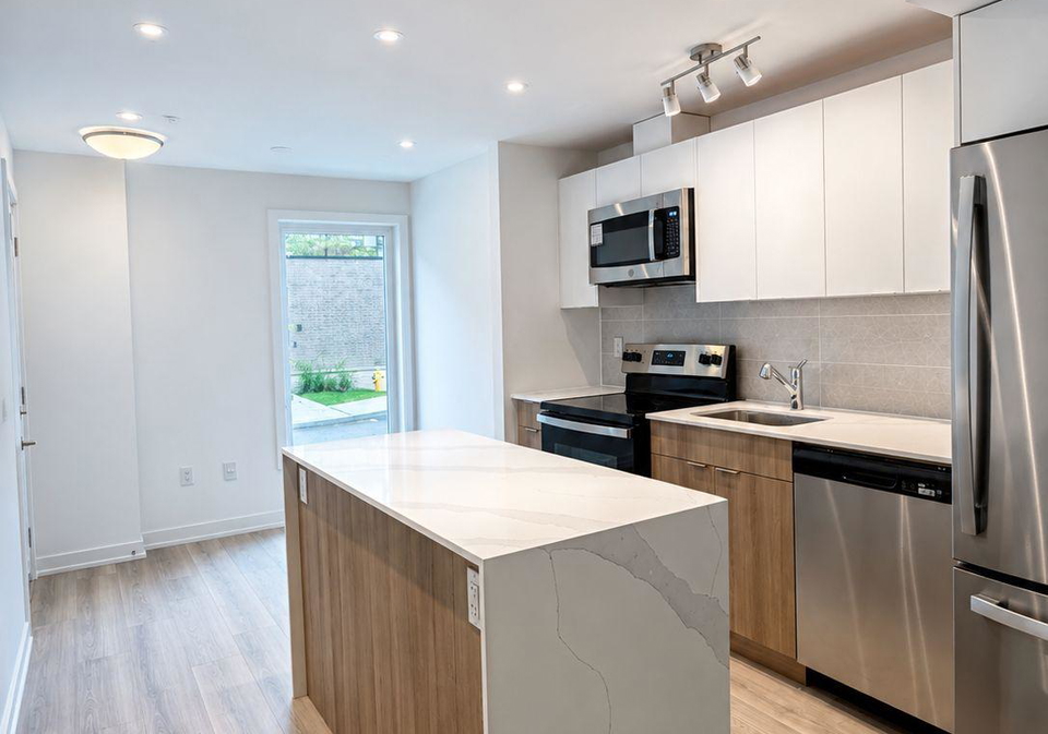 10-calamint-lane-toronto-scarborough-ontario-e13708696