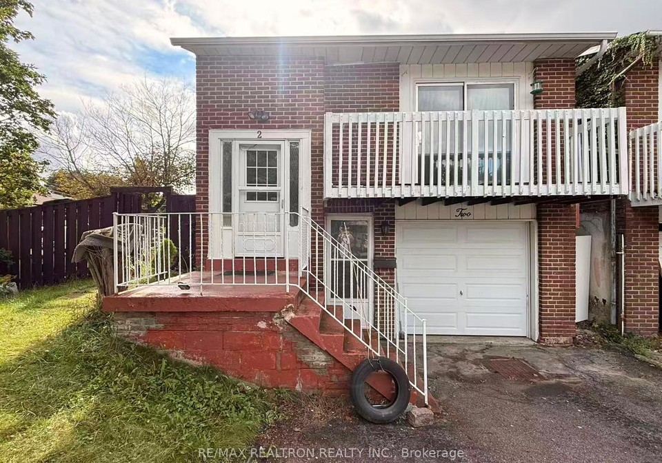 2-plum-brook-crescent-toronto-scarborough-ontario-e13709016