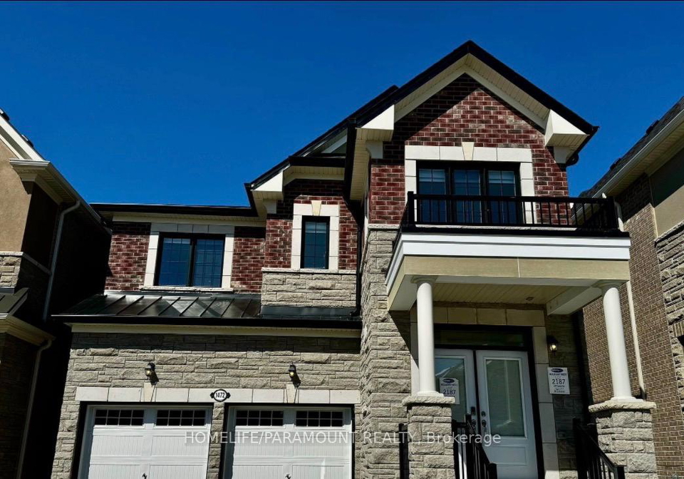 1472-hawktail-path-pickering-ontario-e13709172