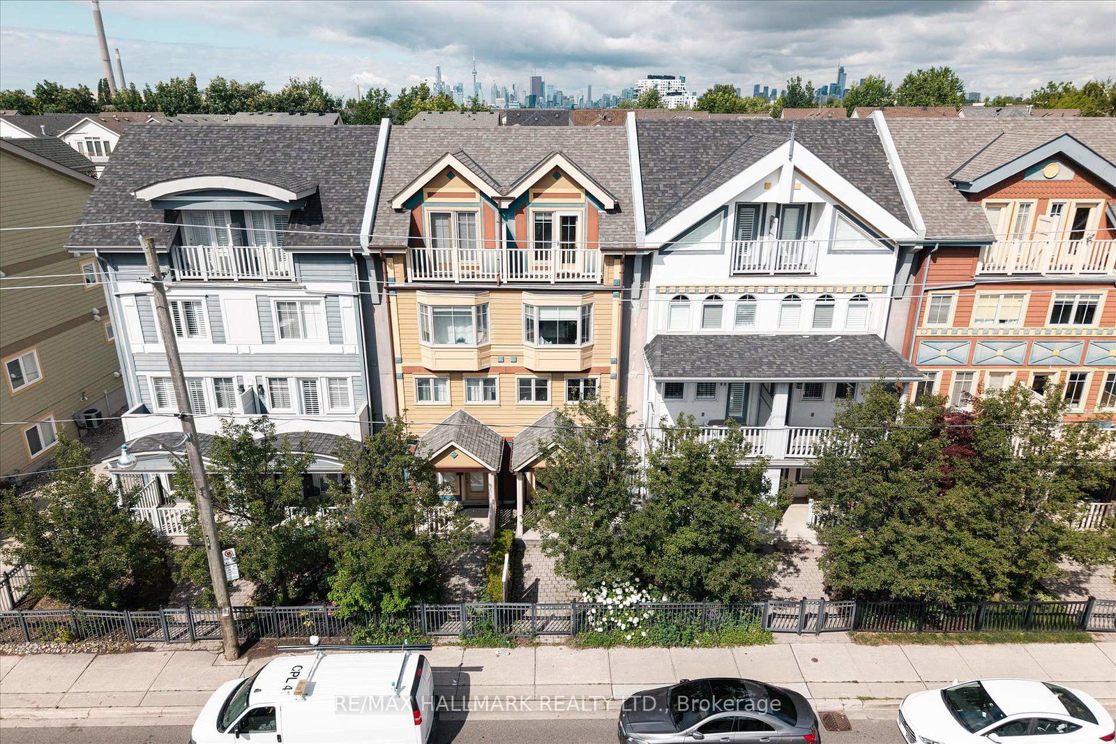 82-woodbine-avenue-toronto-toronto-ontario-e13709516