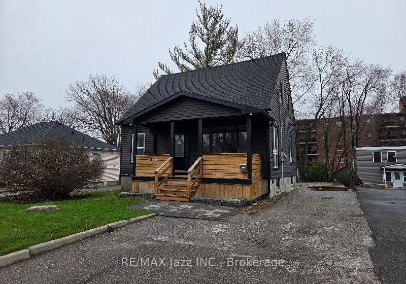 37-lincoln-street-ajax-ontario-e13709518