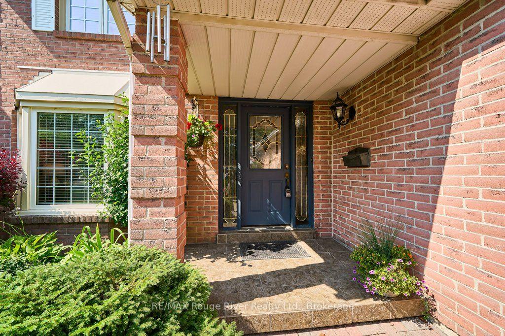 939-catskill-drive-oshawa-ontario-e13709632