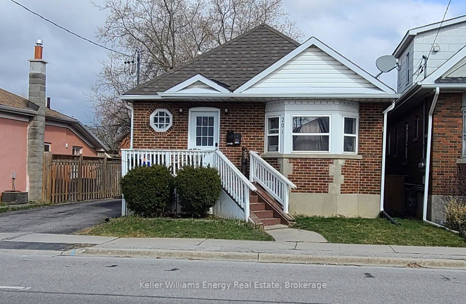 201-celina-street-oshawa-ontario-e13709660