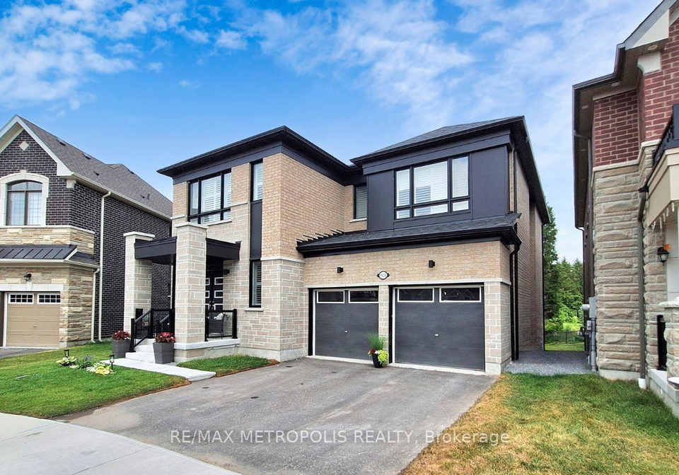 1428-mockingbird-square-pickering-ontario-e13710360