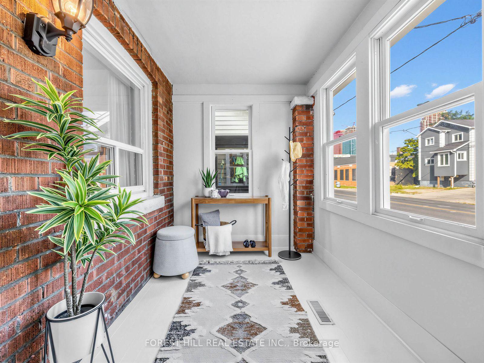 2375-gerrard-street-e-toronto-toronto-ontario-e13710370