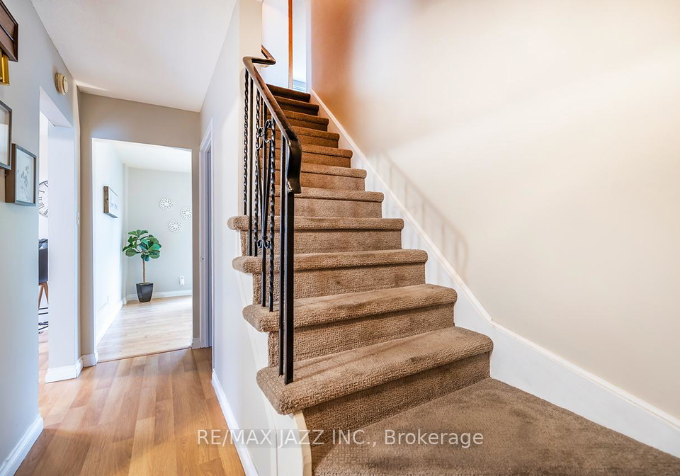 1347-mary-street-n-oshawa-ontario-e13710460