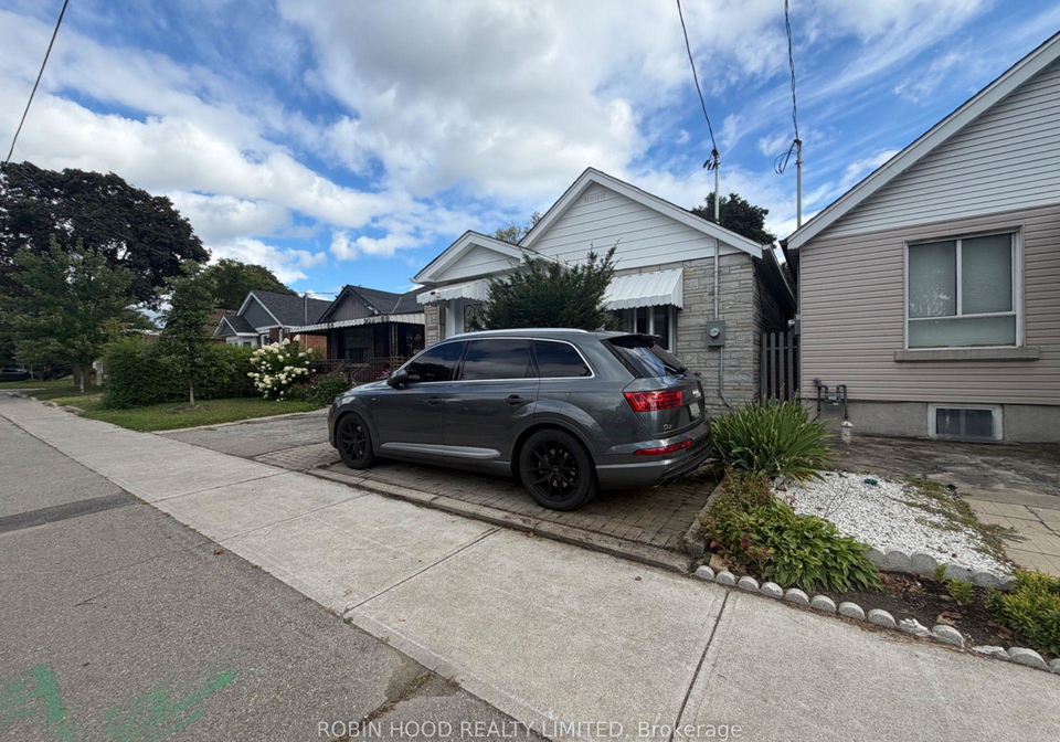 329-oconnor-drive-toronto-east-york-ontario-e13710690