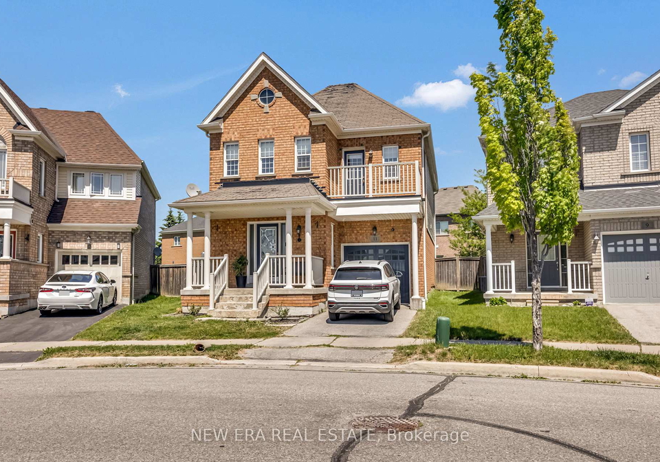 11-warnford-circle-ajax-ontario-e13710722