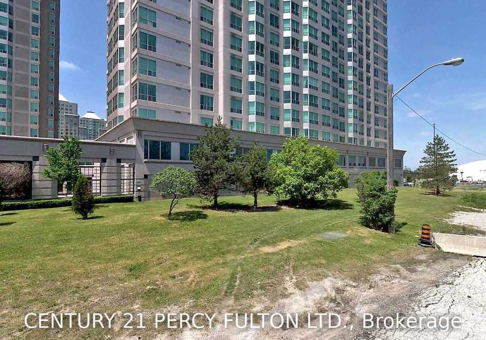 18-lee-centre-drive-toronto-scarborough-ontario-e13710932