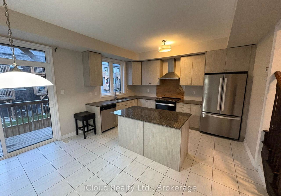 73-douet-lane-ajax-ontario-e13711006