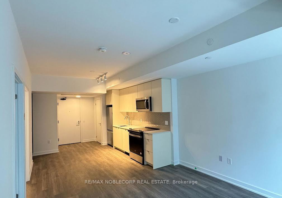 1614-charles-street-whitby-ontario-e13711438