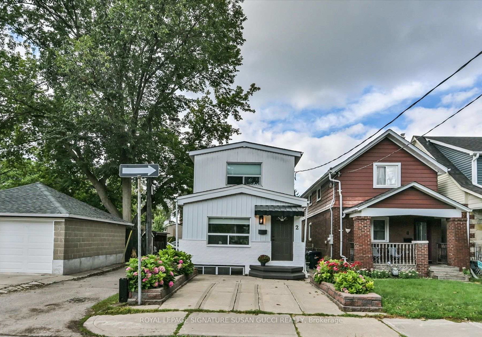 2-sutherland-avenue-toronto-east-york-ontario-e13711536