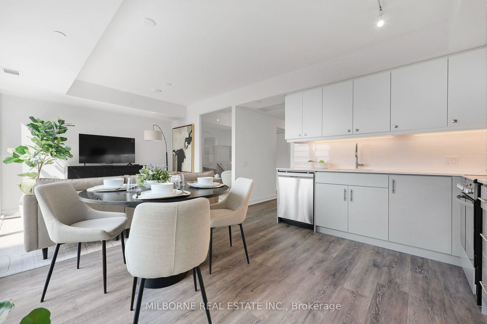 2-manderley-drive-toronto-scarborough-ontario-e13711608