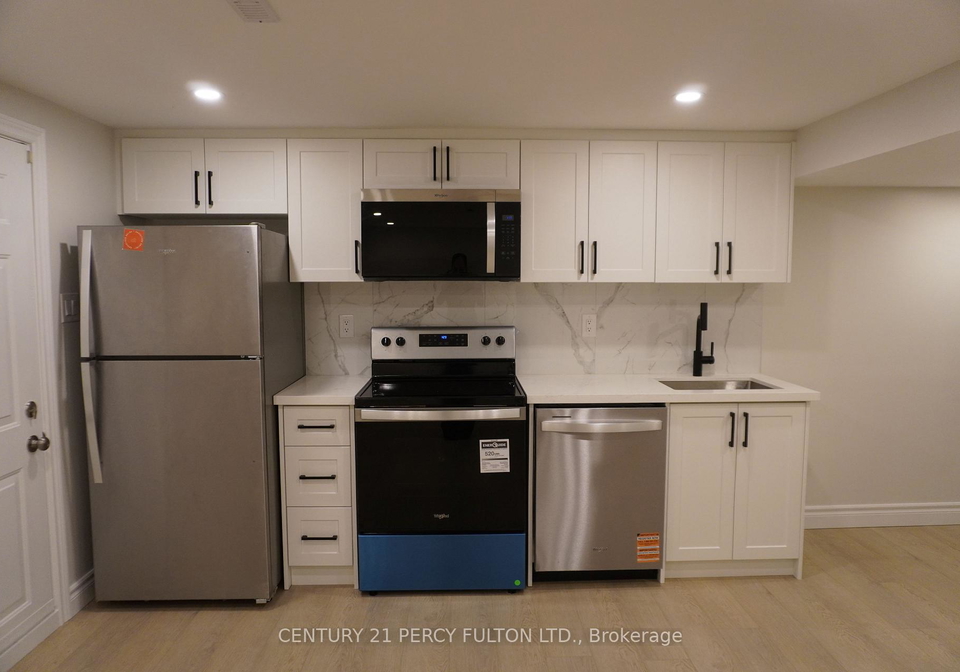 2-pitfield-road-toronto-scarborough-ontario-e13711770