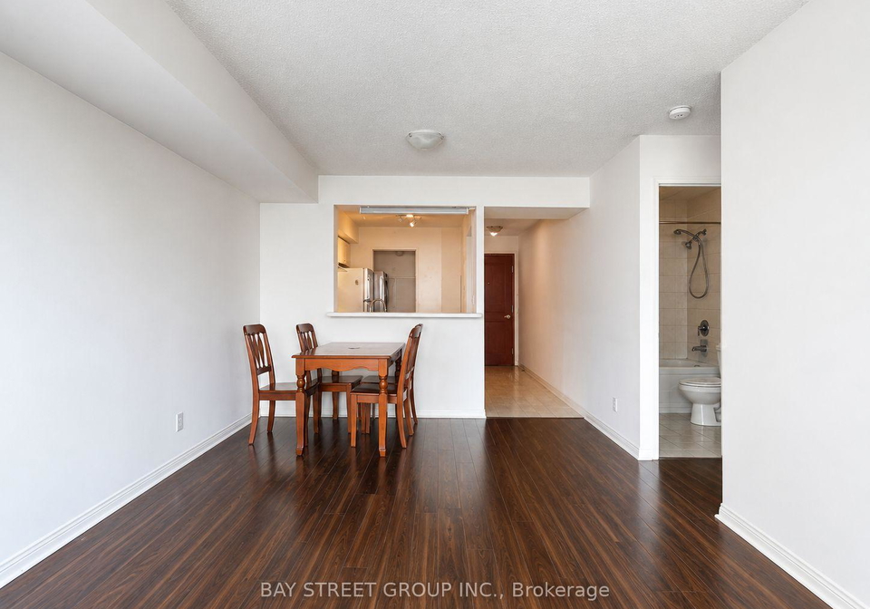18-lee-centre-drive-toronto-scarborough-ontario-e13712548