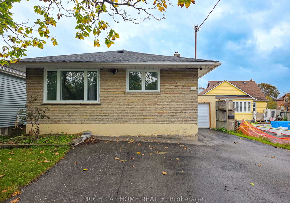 708-carnegie-avenue-oshawa-ontario-e13712992