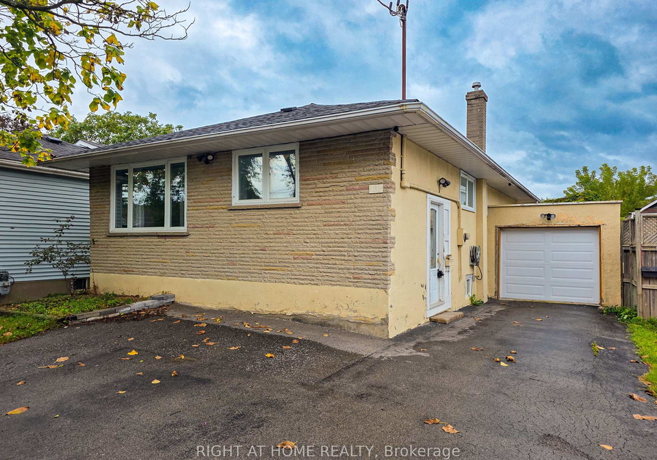 708-carnegie-avenue-oshawa-ontario-e13712992