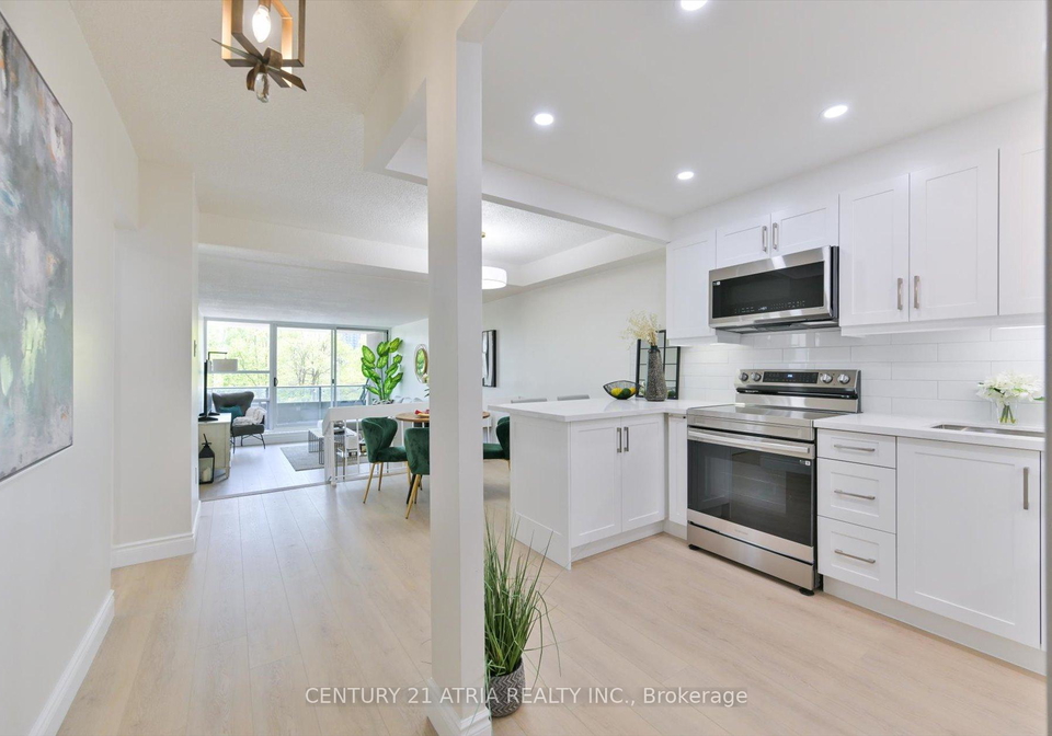 4101-sheppard-avenue-e-toronto-scarborough-ontario-e13713352