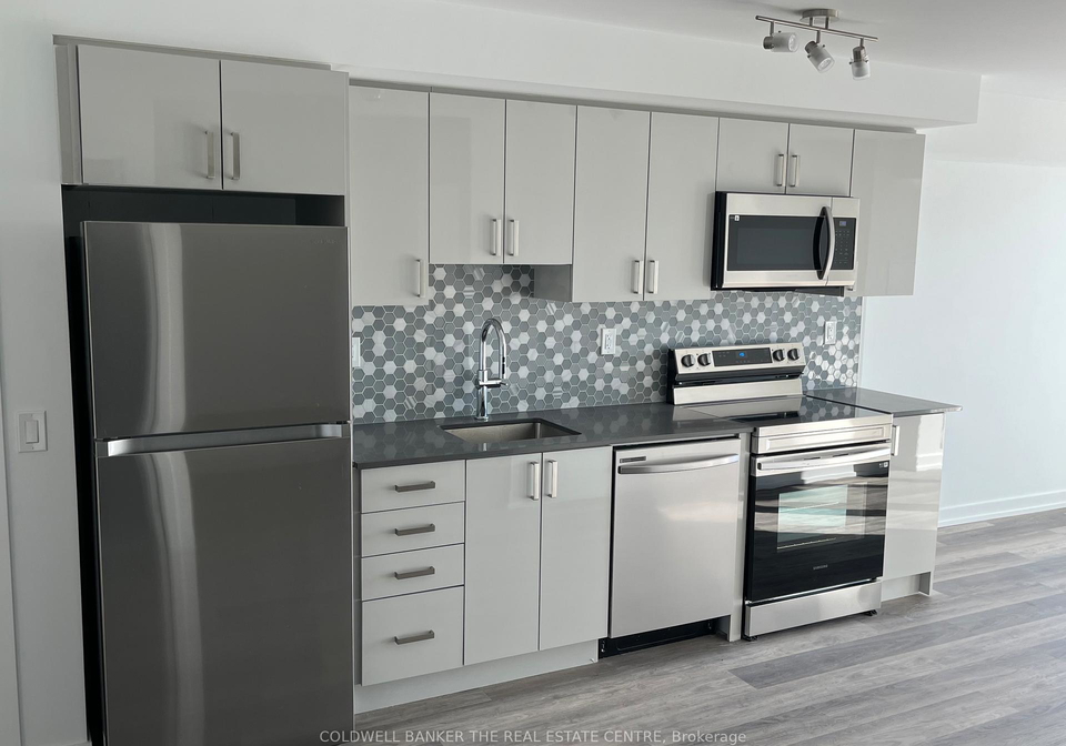 1435-celebration-drive-pickering-ontario-e13713358