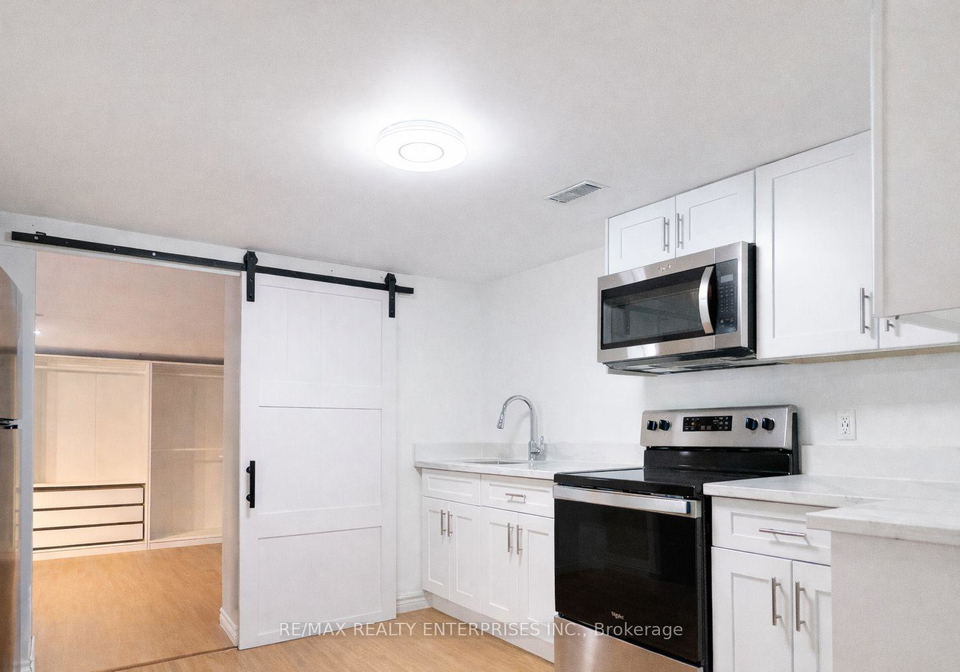 818-buttonbush-court-oshawa-ontario-e13713374