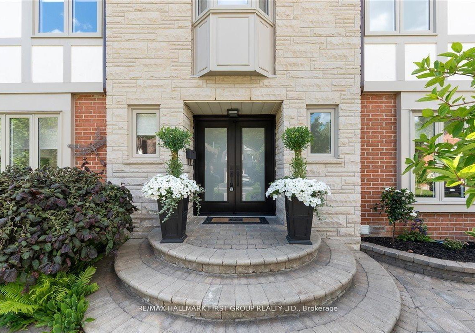 986-mountcastle-crescent-pickering-ontario-e13713610