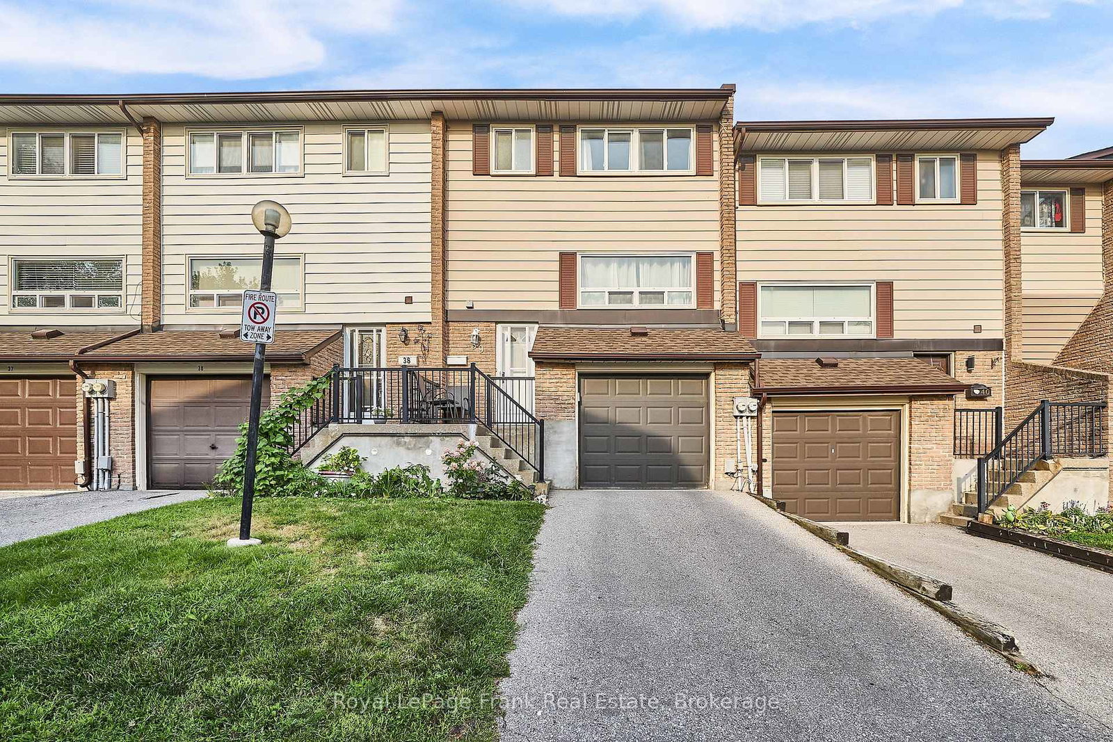 321-blackthorn-street-oshawa-ontario-e13713636