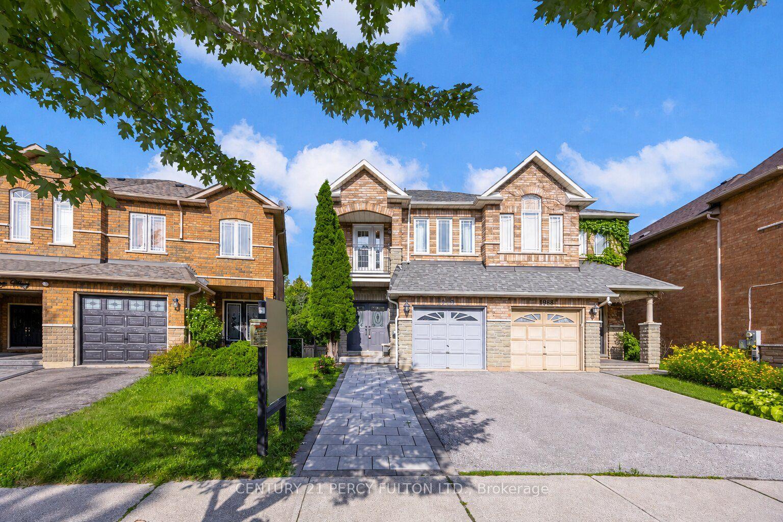 1990-treetop-way-pickering-ontario-e13714546