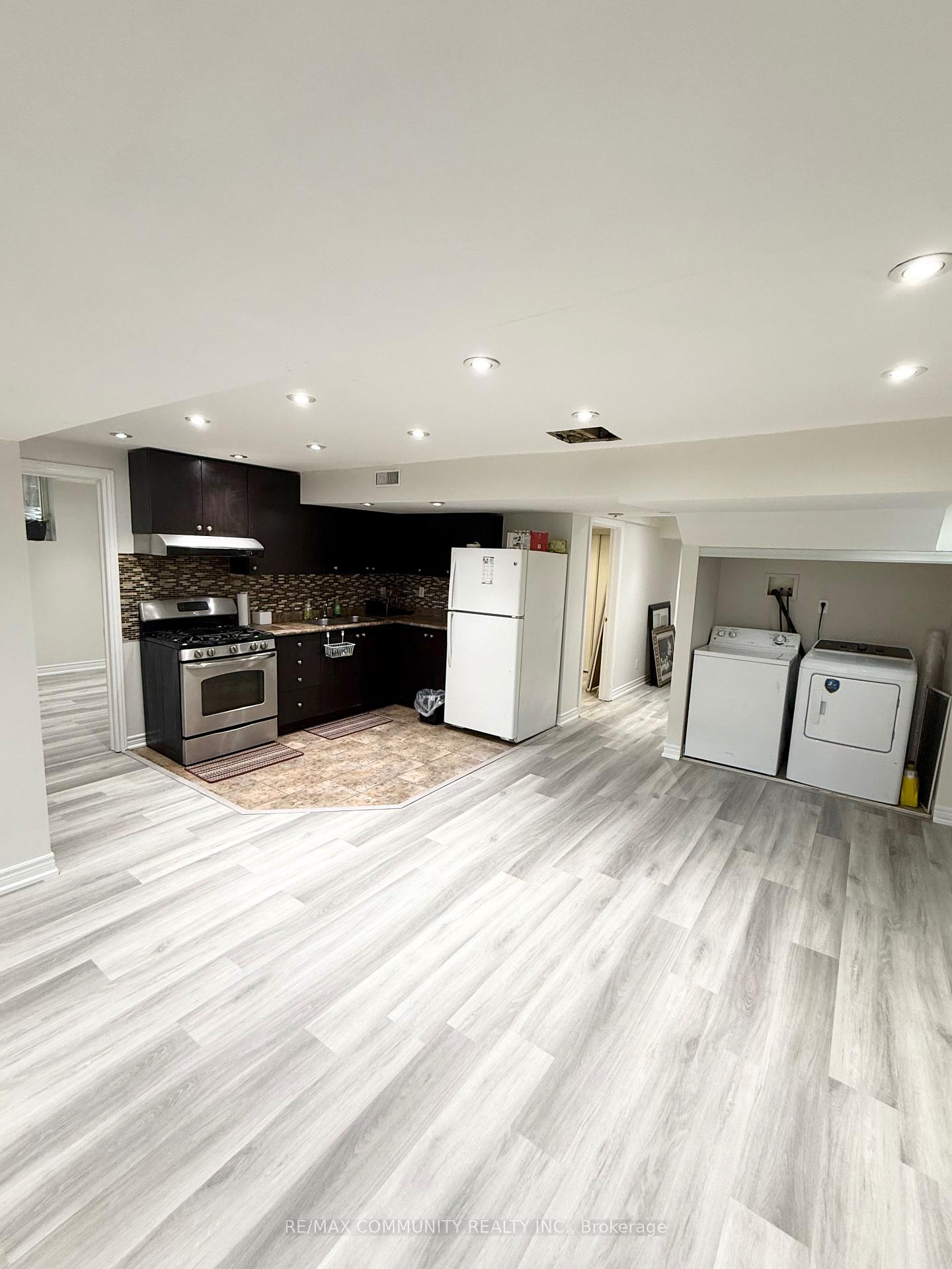 3-loonstone-street-whitby-ontario-e13714800