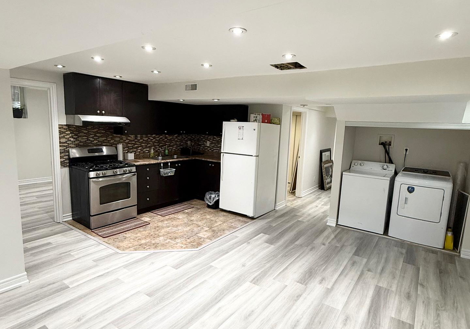 3-loonstone-street-whitby-ontario-e13714800