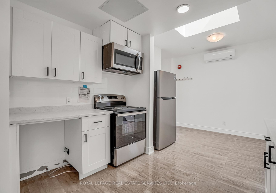 2820-danforth-avenue-toronto-toronto-ontario-e13715246