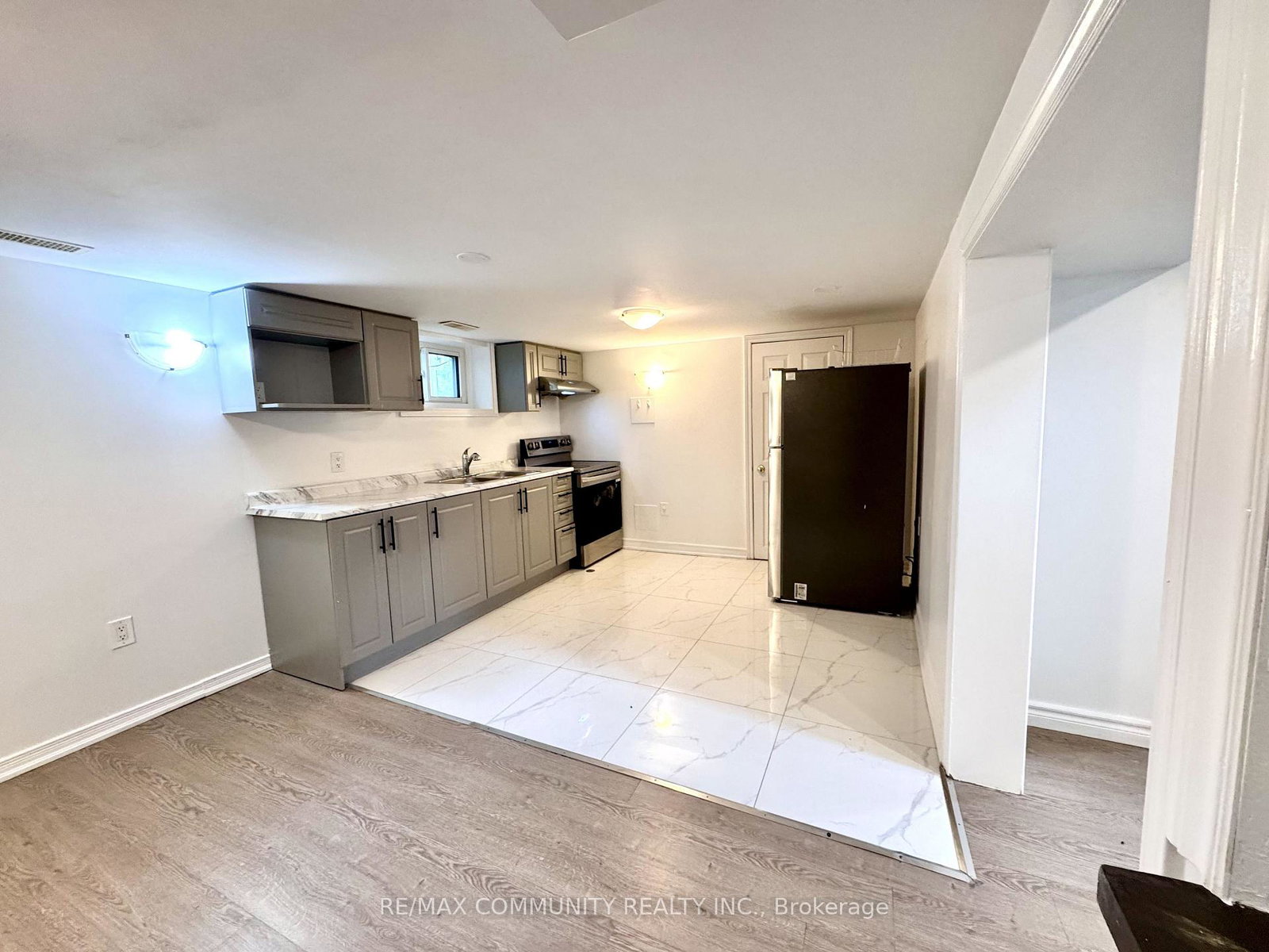 426-perry-street-whitby-ontario-e13715418