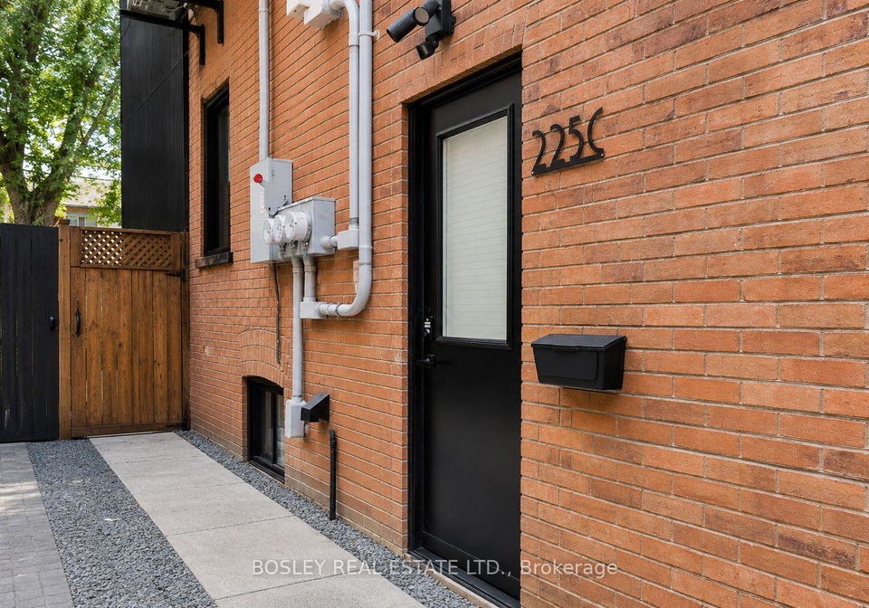 225-gainsborough-road-toronto-toronto-ontario-e13715436