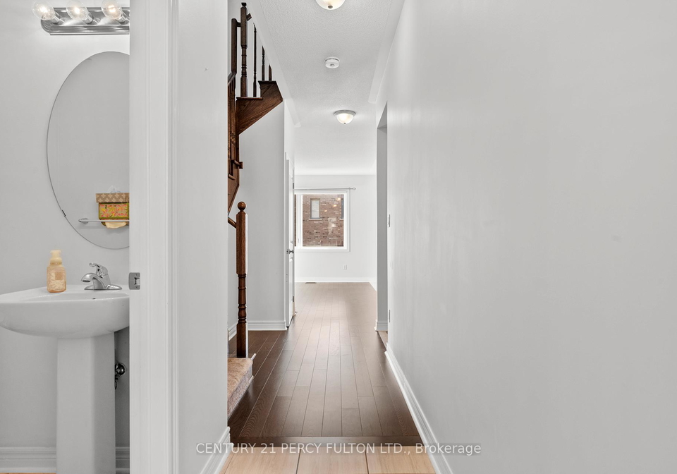 2635-cerise-manor-pickering-ontario-e13715624