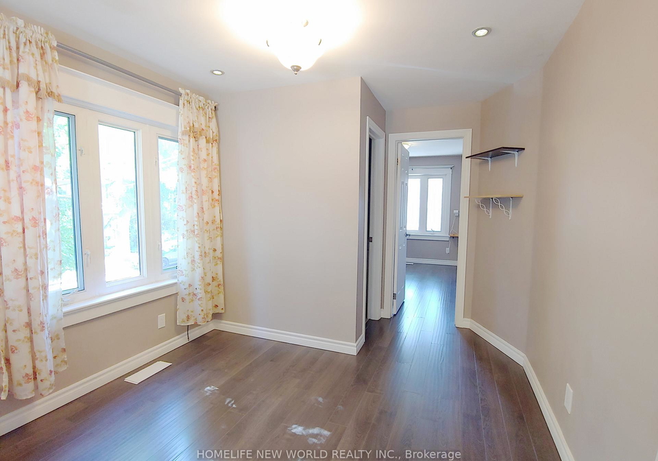 35-east-lynn-avenue-toronto-toronto-ontario-e13715932