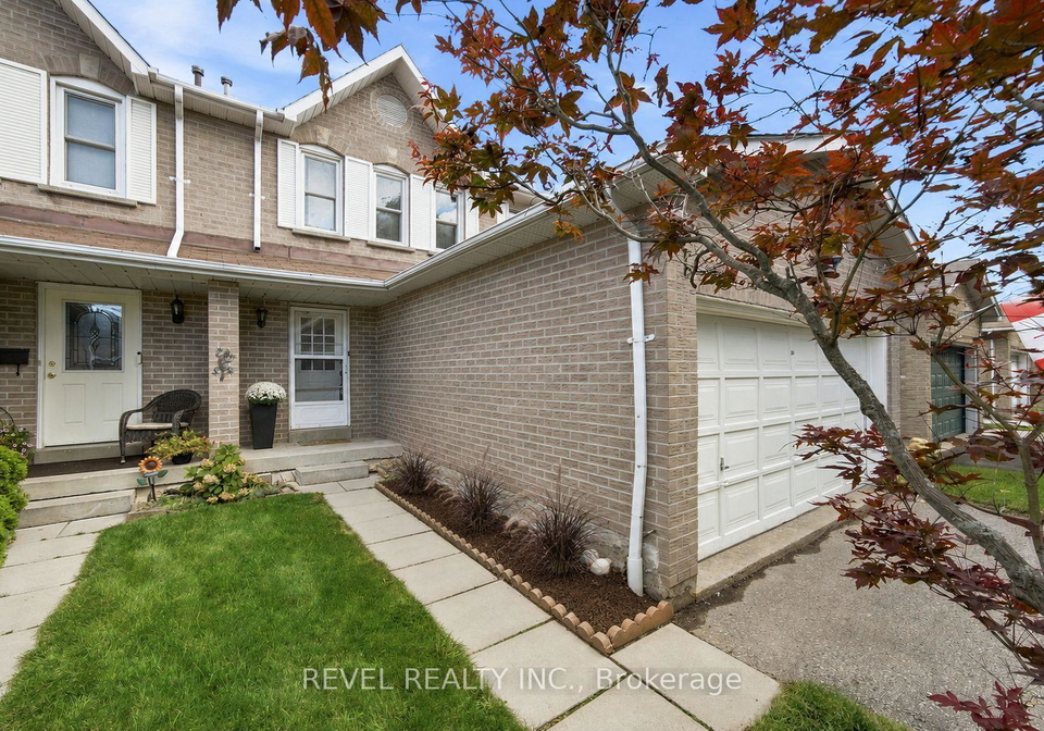 22-kipling-crescent-ajax-ontario-e13716004