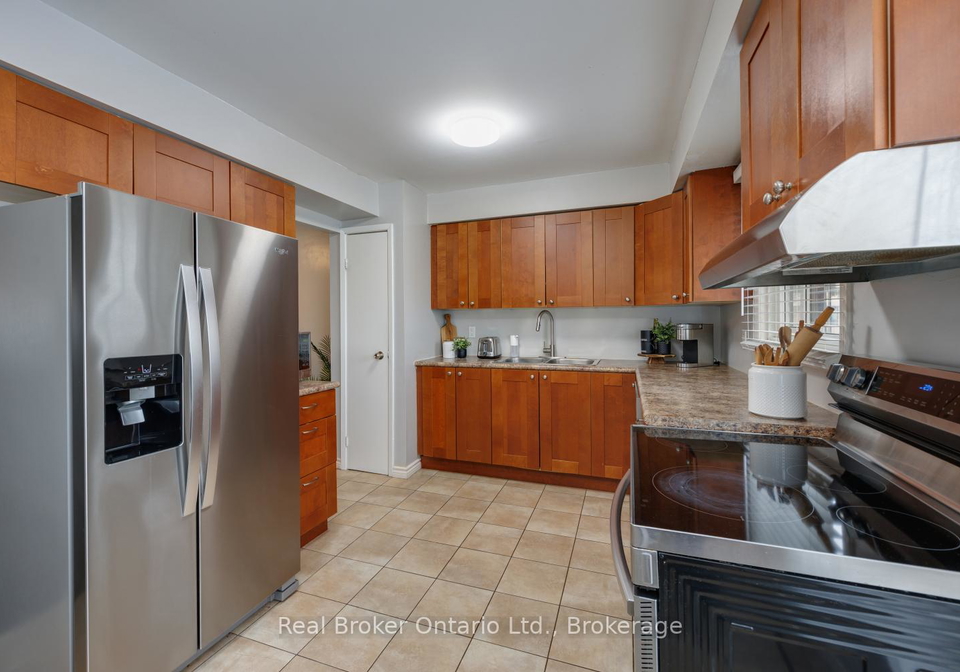 220-ormond-drive-oshawa-ontario-e13716038