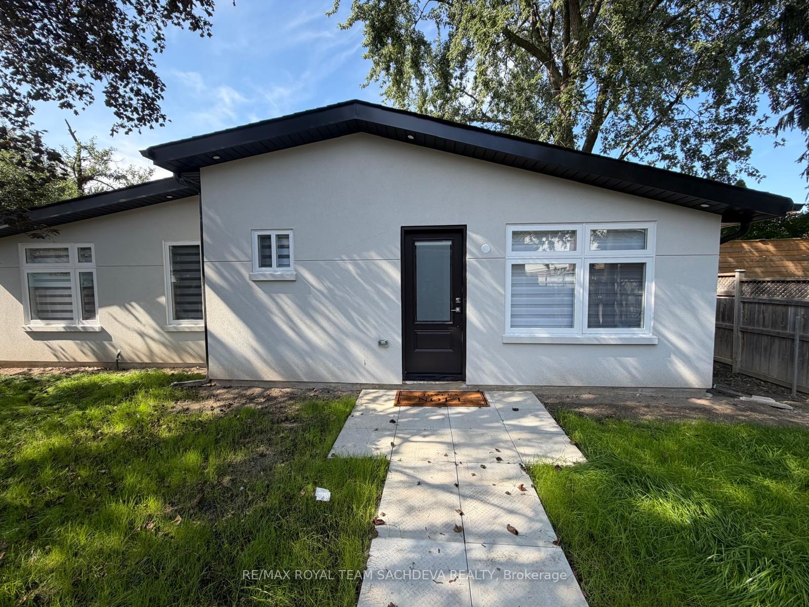 14-fluellen-drive-toronto-scarborough-ontario-e13716132
