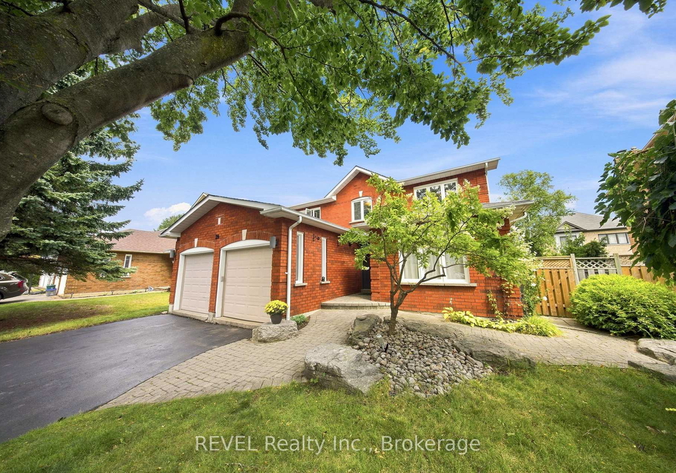 28-falstaff-crescent-whitby-ontario-e13717070