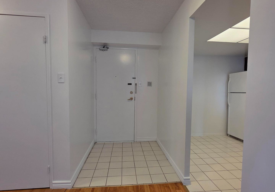 300-alton-towers-circle-toronto-scarborough-ontario-e13717776